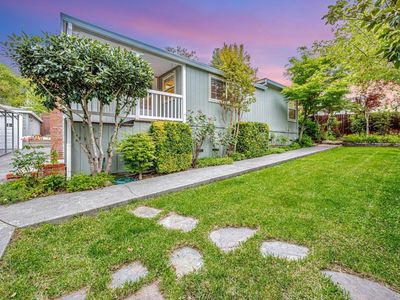 8029 Corso Dr