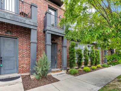 12 W Gilbride Ave
