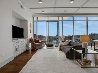 1065 Peachtree St NE UNIT 3003