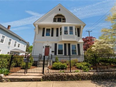 48 Waldo St
