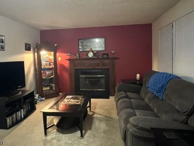 12 Burlington Ct #12