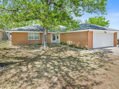 7 Greenwood Ln