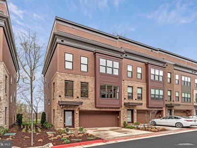 3548 Sutton Heights Cir