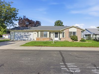 8250 W Clubhouse Ln