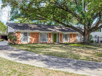7810 Locke Ln