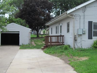 2402 Fruitland Blvd SW