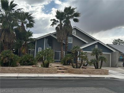 4687 Hackamore Dr