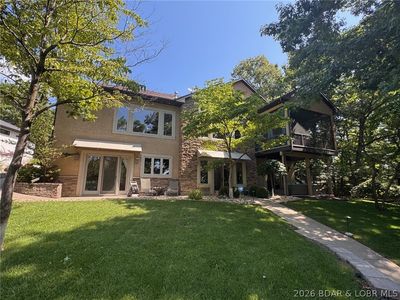 720 Via Del Lago Dr