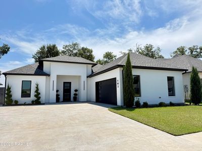 102 Timber Mill St