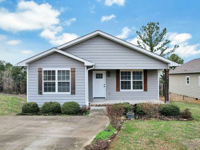 440 Johnson Blvd SE