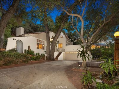 16 Hidden Valley Rd