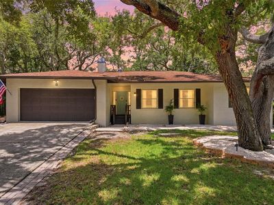8 CLEARVIEW DRIVE