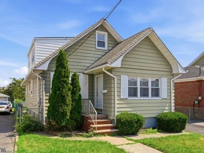 719 Teneyck Ave