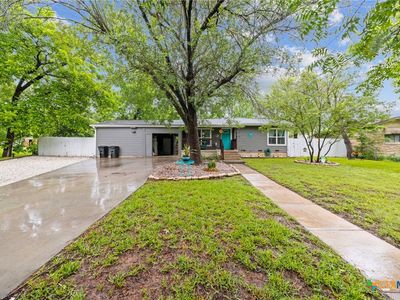 70 Sue Ann Dr