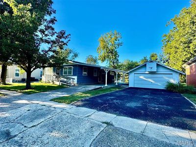 Property at 218 W Jefferson St, Palmyra, MO