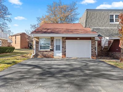 5147 South Camelot LANE