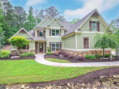 908 Emerald Ct