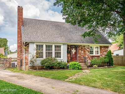 3320 Stratford Ave