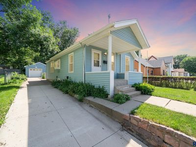 1207 W Sioux St