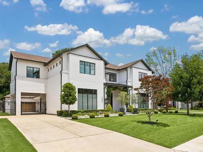 5650 Chevy Chase Dr