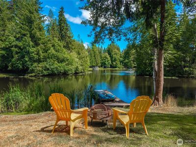 520 E Lakeshore Drive W