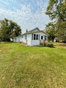 313 E 5th Ave