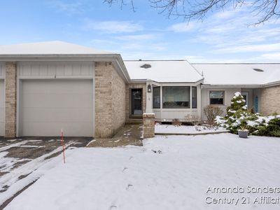 4 Skyline Cir NW