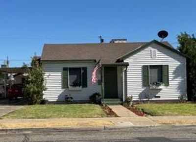 315 W J St