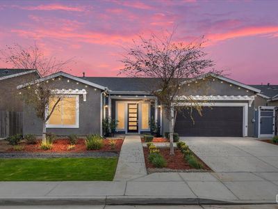 5913 Hawthorn Tree Ln