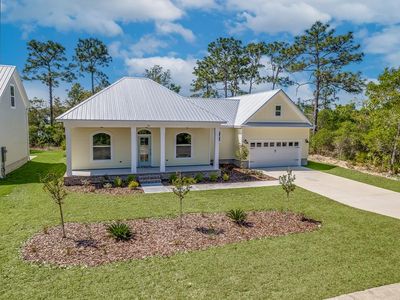 381 Royal Tern Way