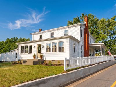 208 Orchard Dr