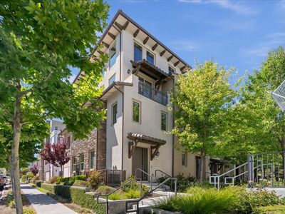 223 William Manly St Unit 5