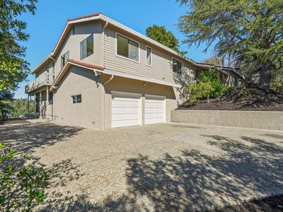79 Muth Dr