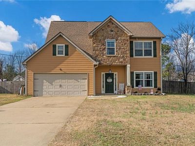 24 Churchhill Dr