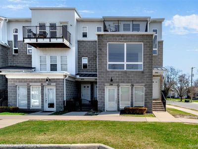Property at 390 Hilton Rd, Ferndale, MI