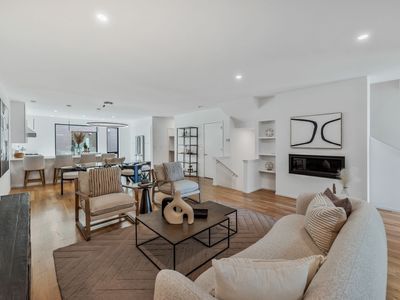 525 Little Channing Way