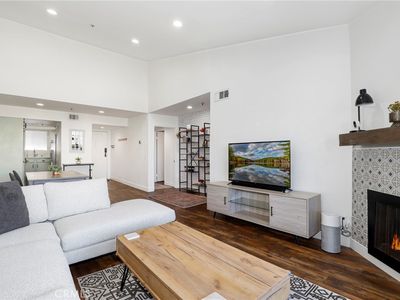 6545 Reseda Blvd UNIT 19