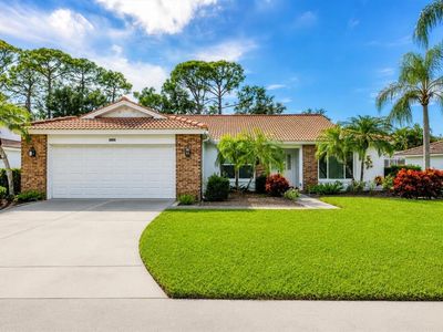 5908 Garden Lakes Majestic