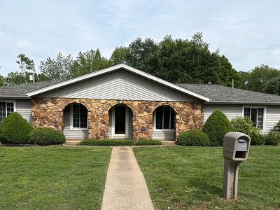 3560 S Nettleton Ave