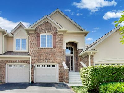 Property at 577 Harvey Lake Dr, Vernon Hills, IL