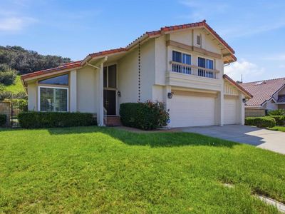 1066 Surrey Dr