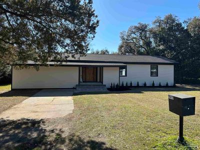 7417 Cora Ln