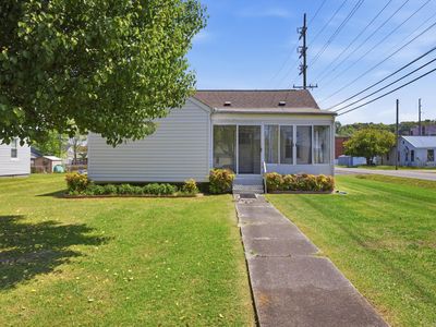 618 Carden Ave