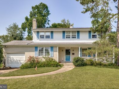 212 Walt Whitman Blvd