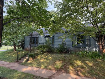 166 Romany Rd