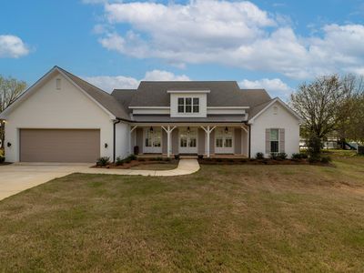 1334 W Lakeshore Dr