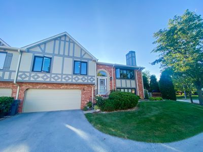 9241 Windsor Pkwy