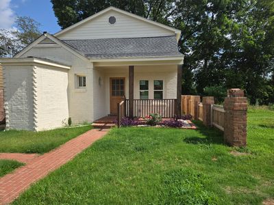 2766 Select Ave