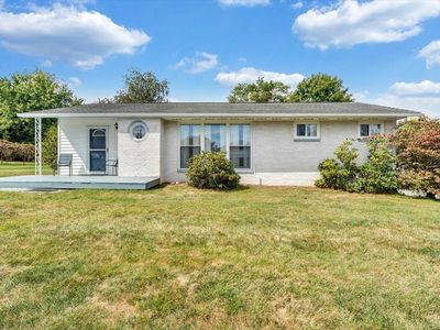 Property at 625 Mountainview Dr SW, Christiansburg, VA