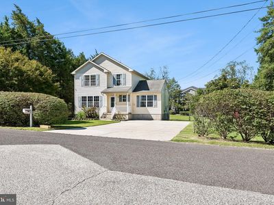 46 Evergreen Ave